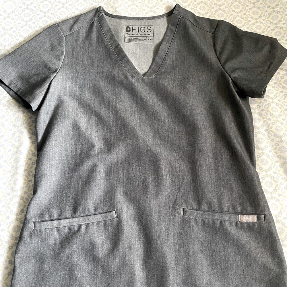 Figs Scrub Set